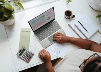 Tips Menghindari Hutang dalam Berbisnis ala anak Jakarta